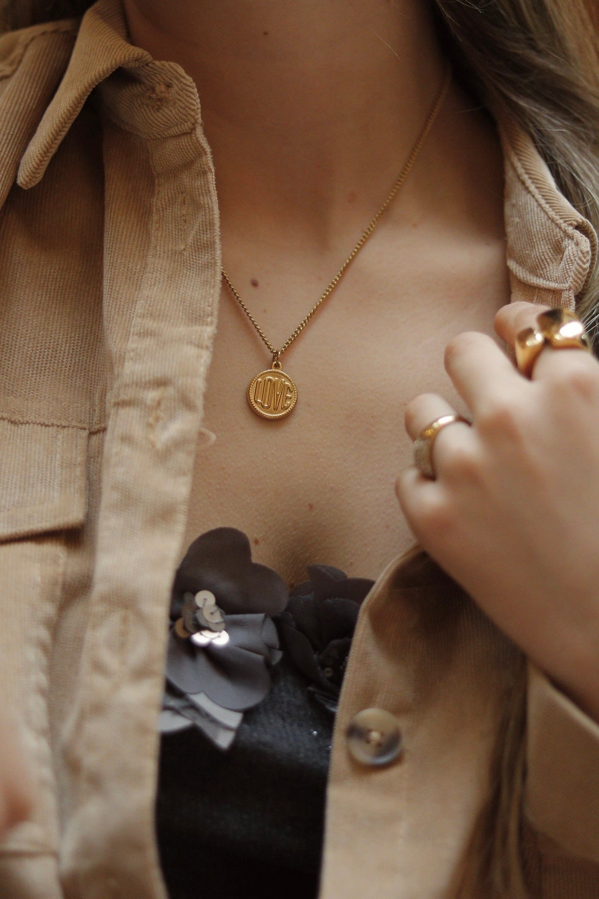 NEHA NECKLACE