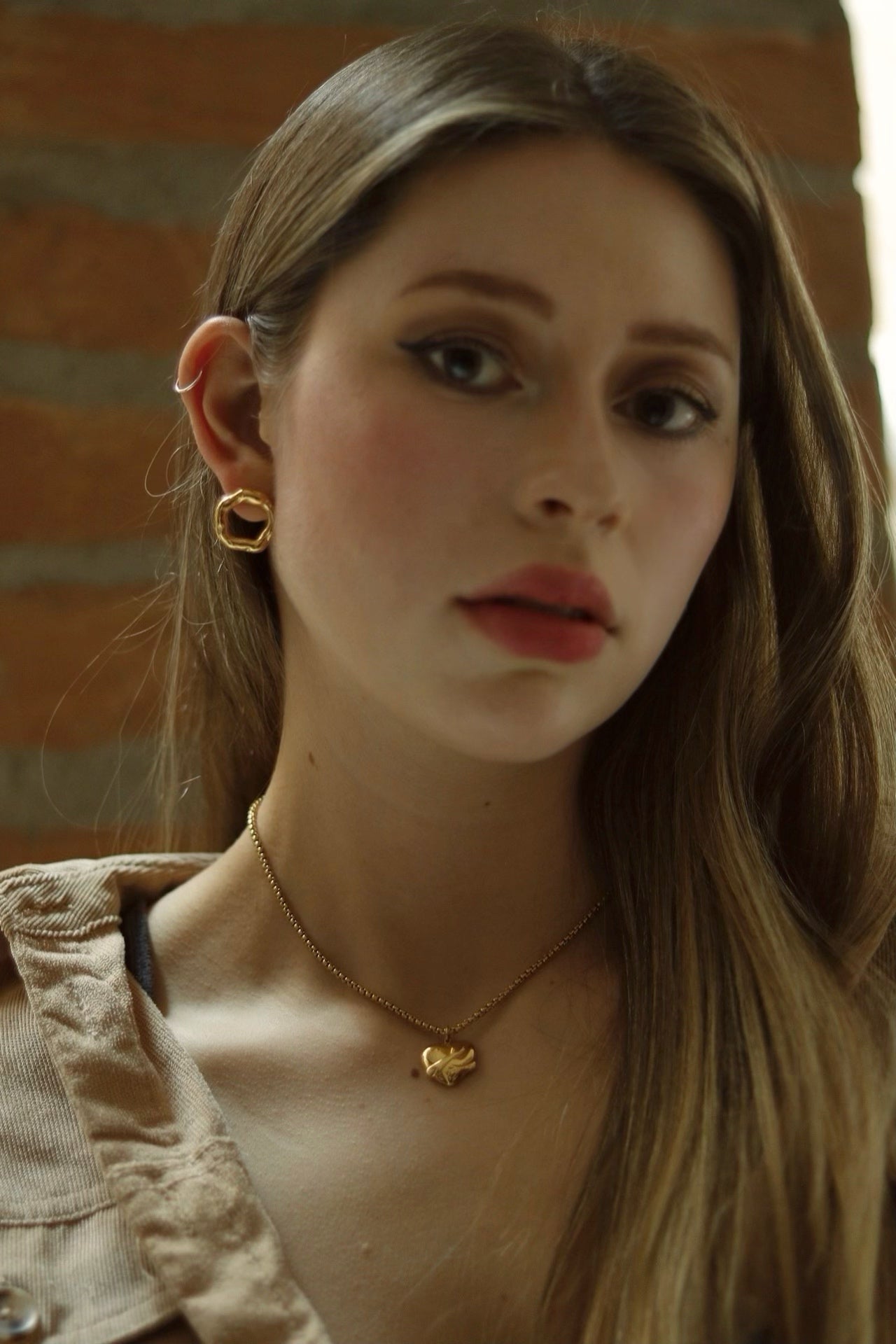 LIBI NECKLACE